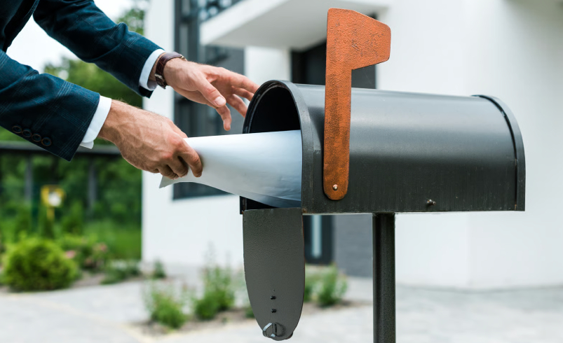 DIY vs Professional Mailbox Installation Guide