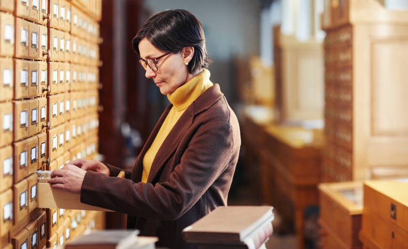 How Companies Manage Large Mail Volumes Efficiently