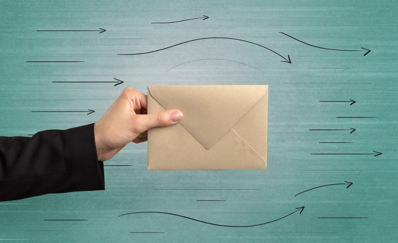 How Mail Forwarding Works in Chicago Land
