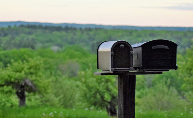 Professional Mailbox Installation in Chicago Land