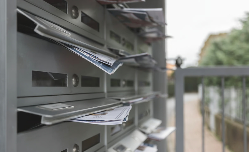 Virtual Mailbox vs Traditional PO Box Comparison